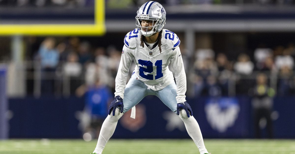 3 Reasons The Cowboys Should Re-sign CB Stephon Gilmore