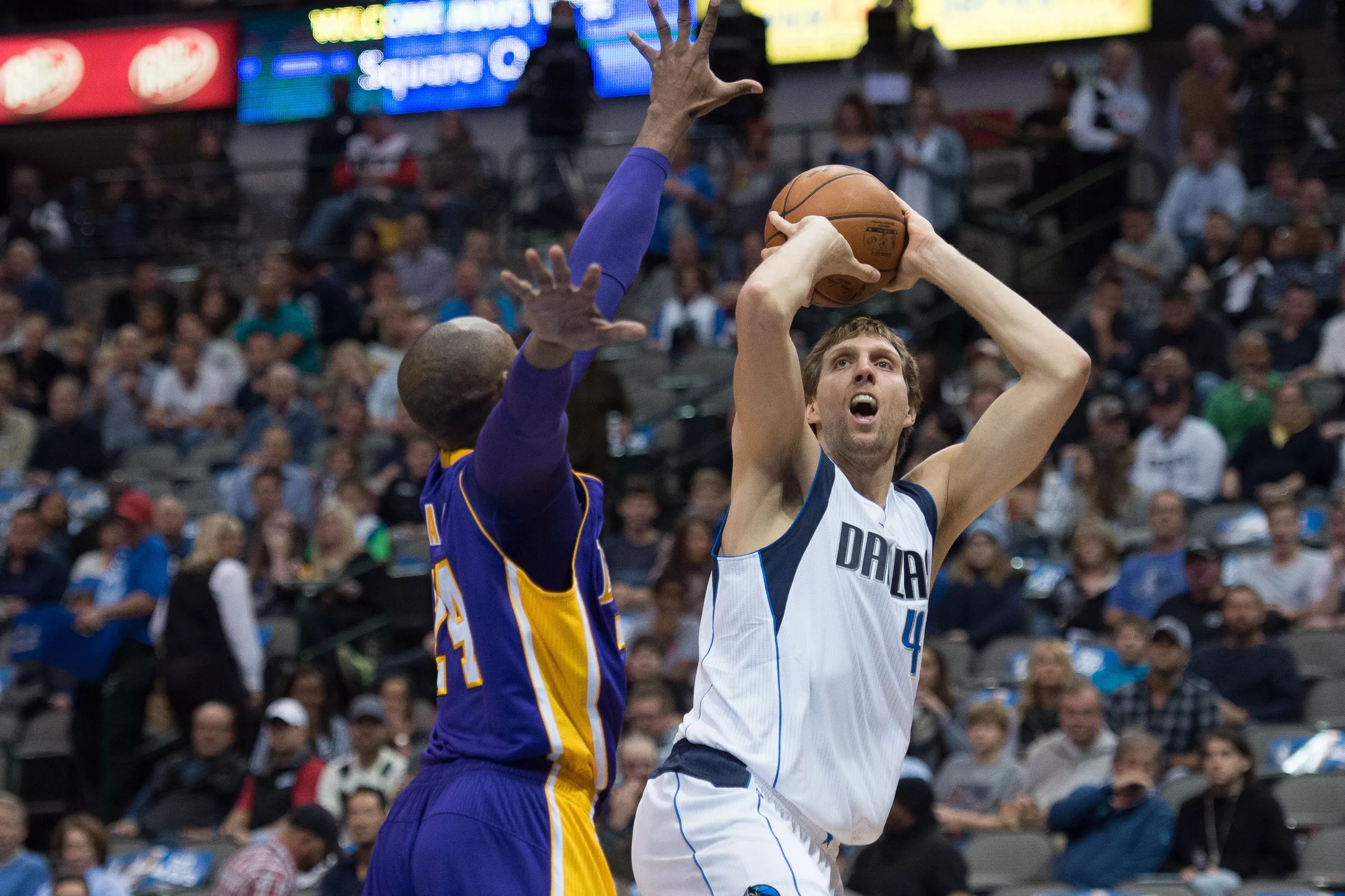 Kobe Bryant Challenges for every Dallas Maverick (Locked On Mavericks)