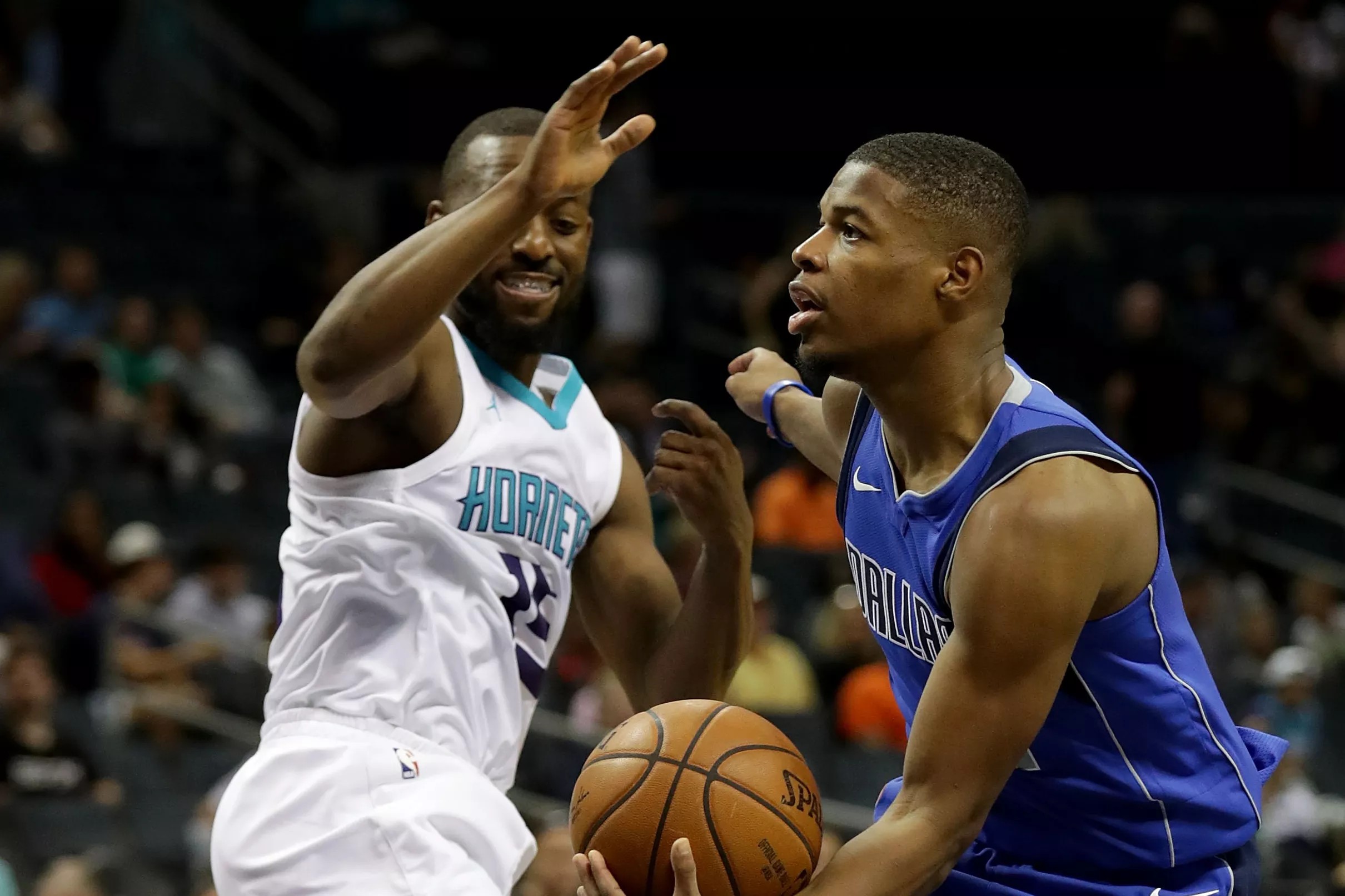 GAME THREAD: Dallas Mavericks vs. Charlotte Hornets 