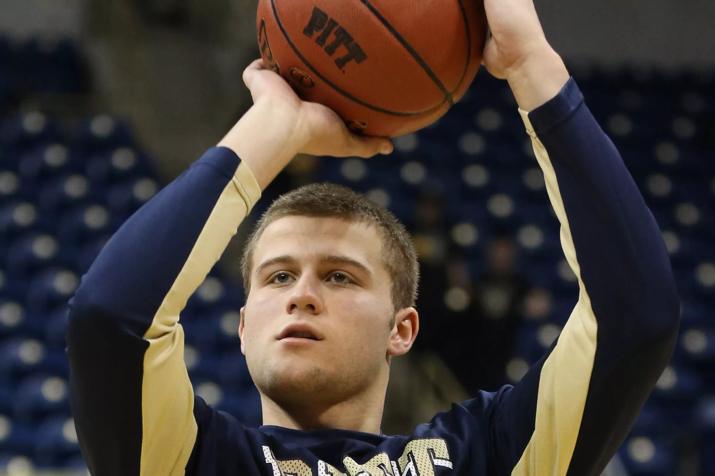 pitt-basketball-team-opens-against-navy