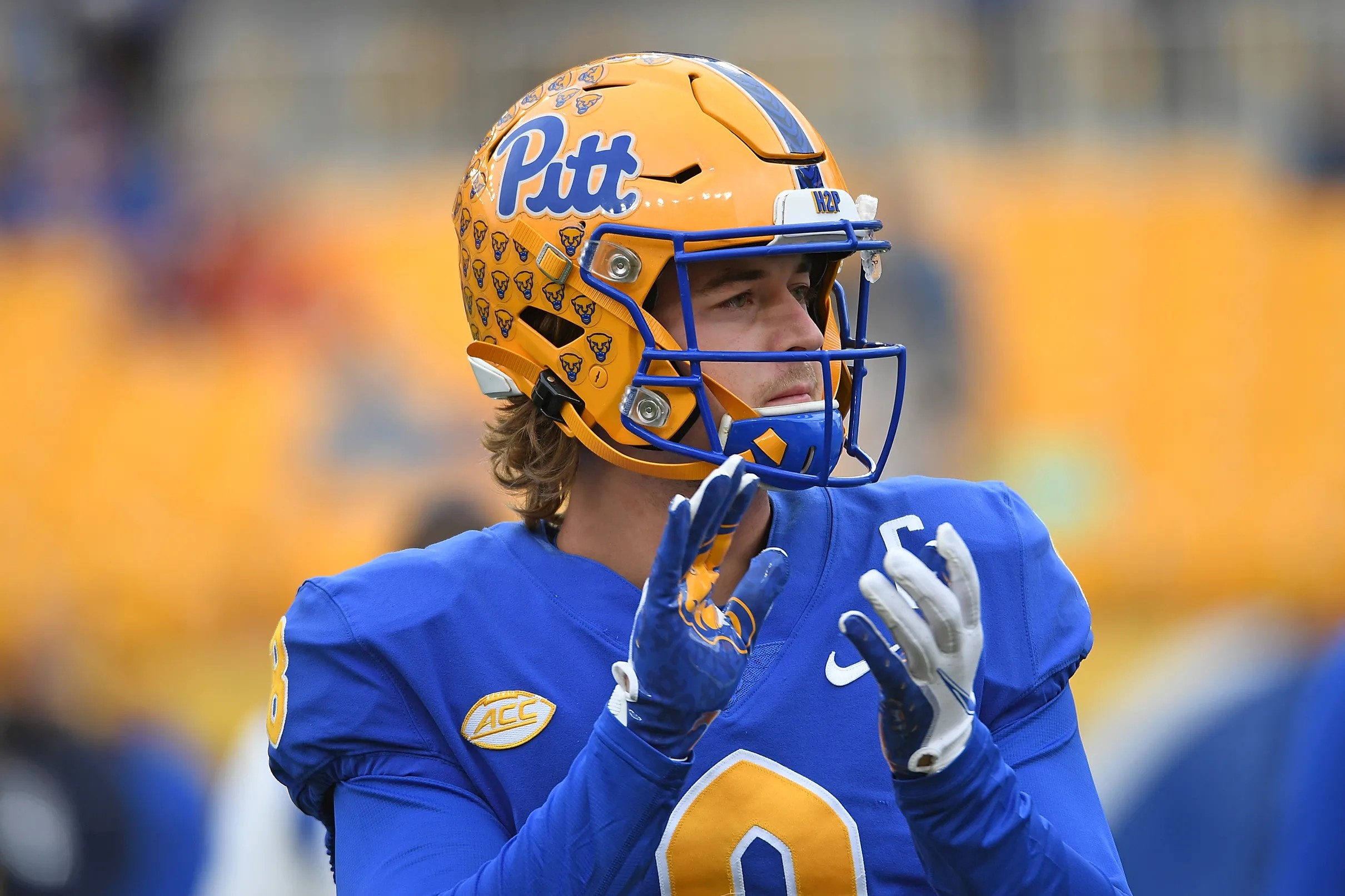 Kenny Pickett wins Johnny Unitas Golden Arm Award