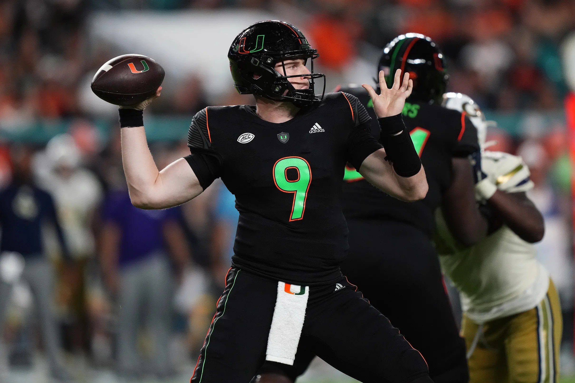 Syracuse Orange football to wear Denver Broncos uniforms vs Western  Michigan Broncos - Troy Nunes Is An Absolute Magician