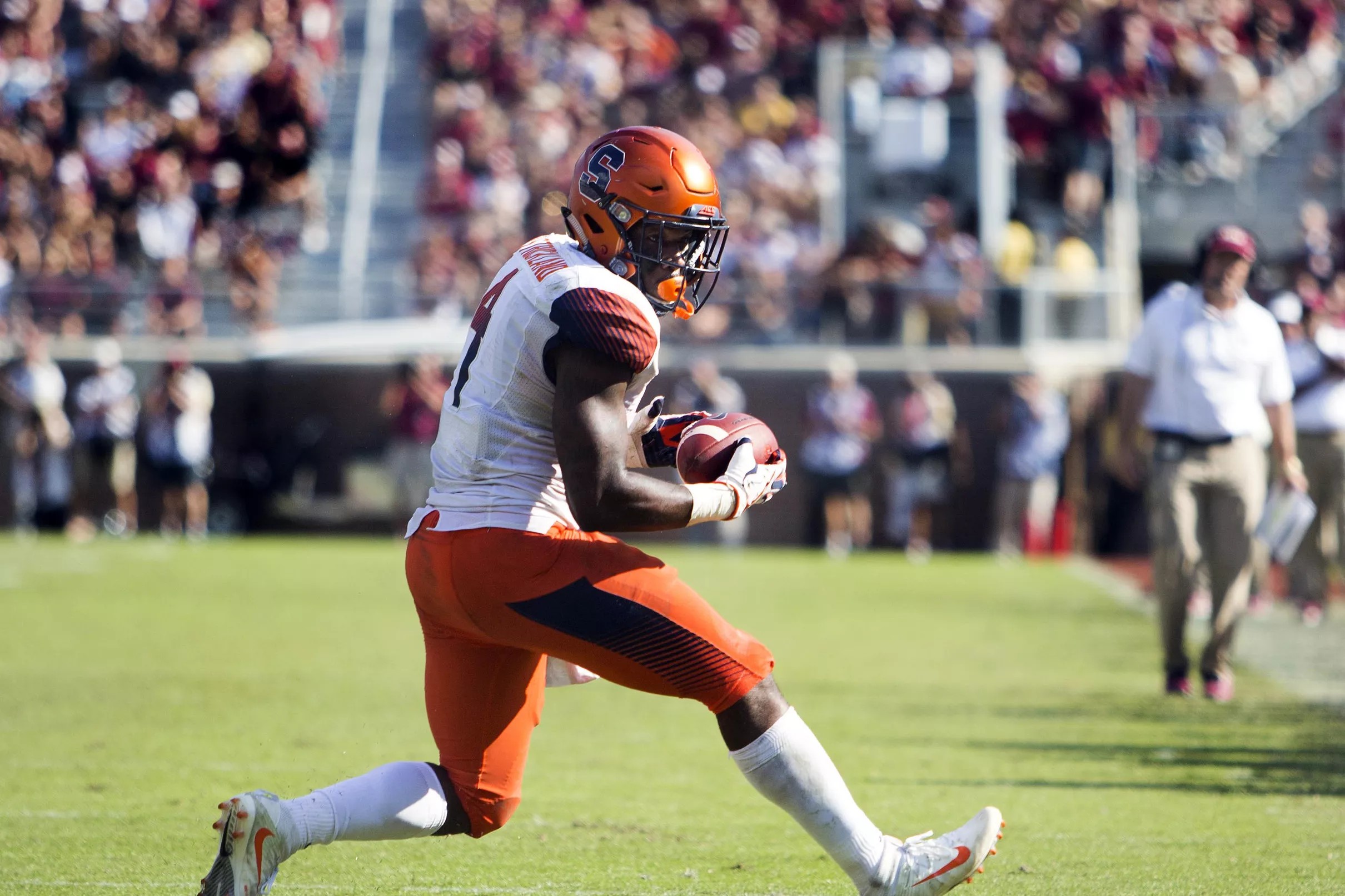 Syracuse vs. Boston College: SU wearing all-orange uniforms - Troy Nunes Is  An Absolute Magician