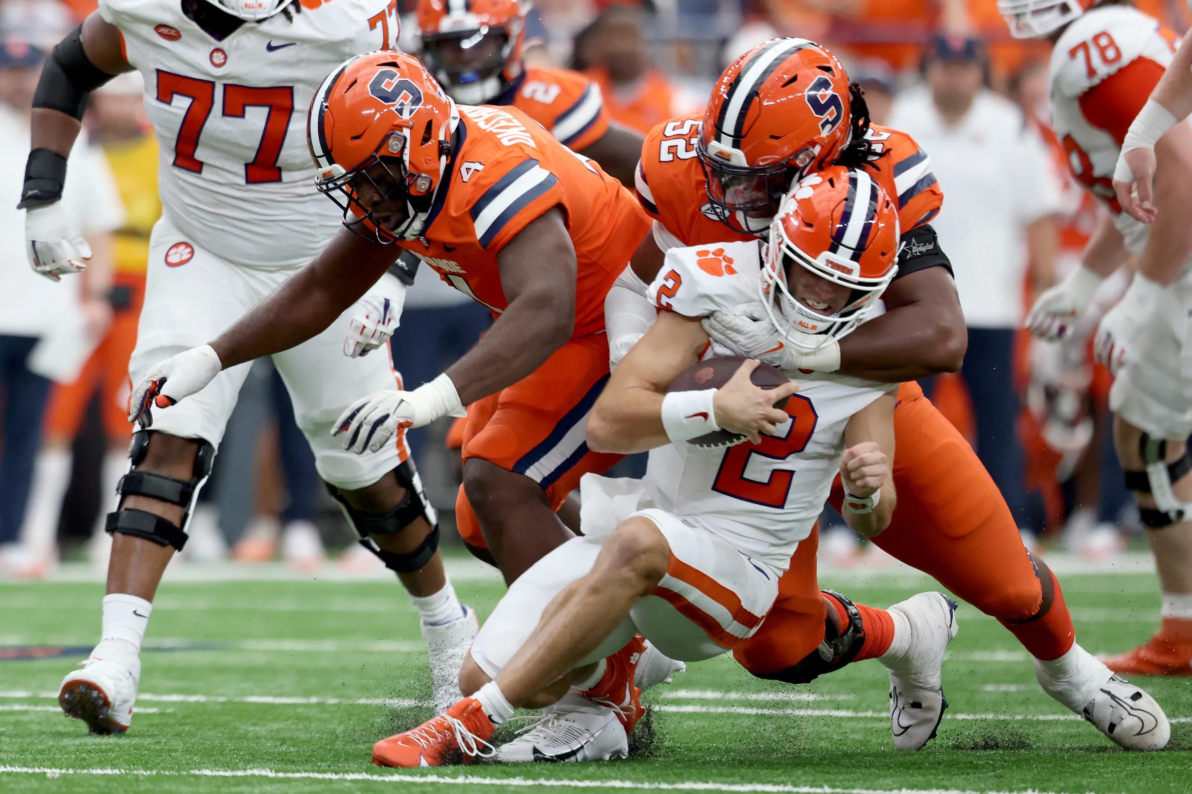 Syracuse Orange football to wear Denver Broncos uniforms vs Western  Michigan Broncos - Troy Nunes Is An Absolute Magician