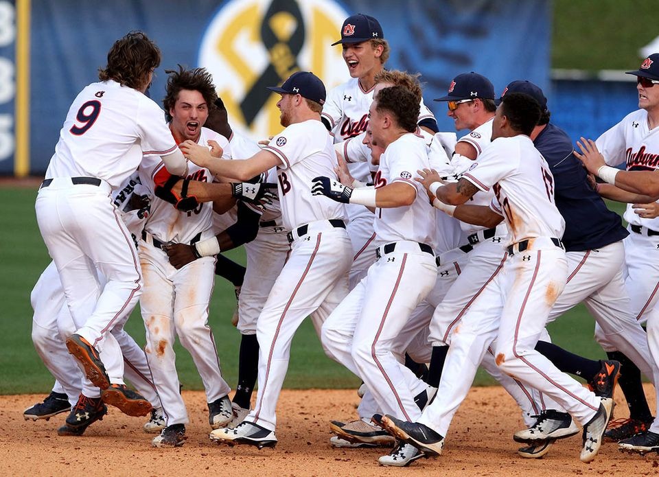 Auburn Freshman Delivers Biggest Hit of His Life to Advance Tigers in