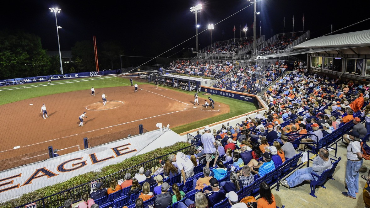 Auburn Softball News And Notes