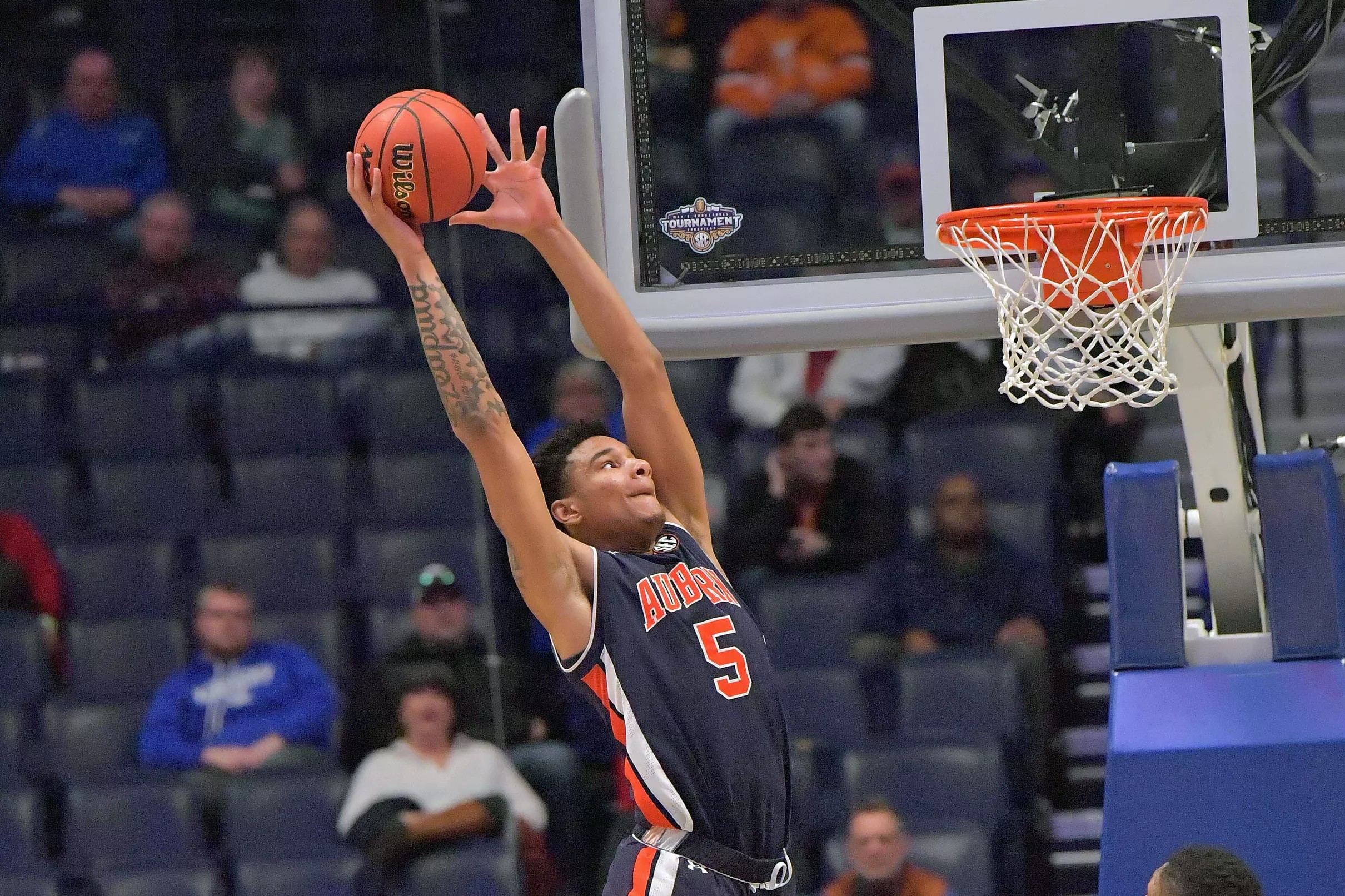 GAME RECAP: Auburn 73, South Carolina 64