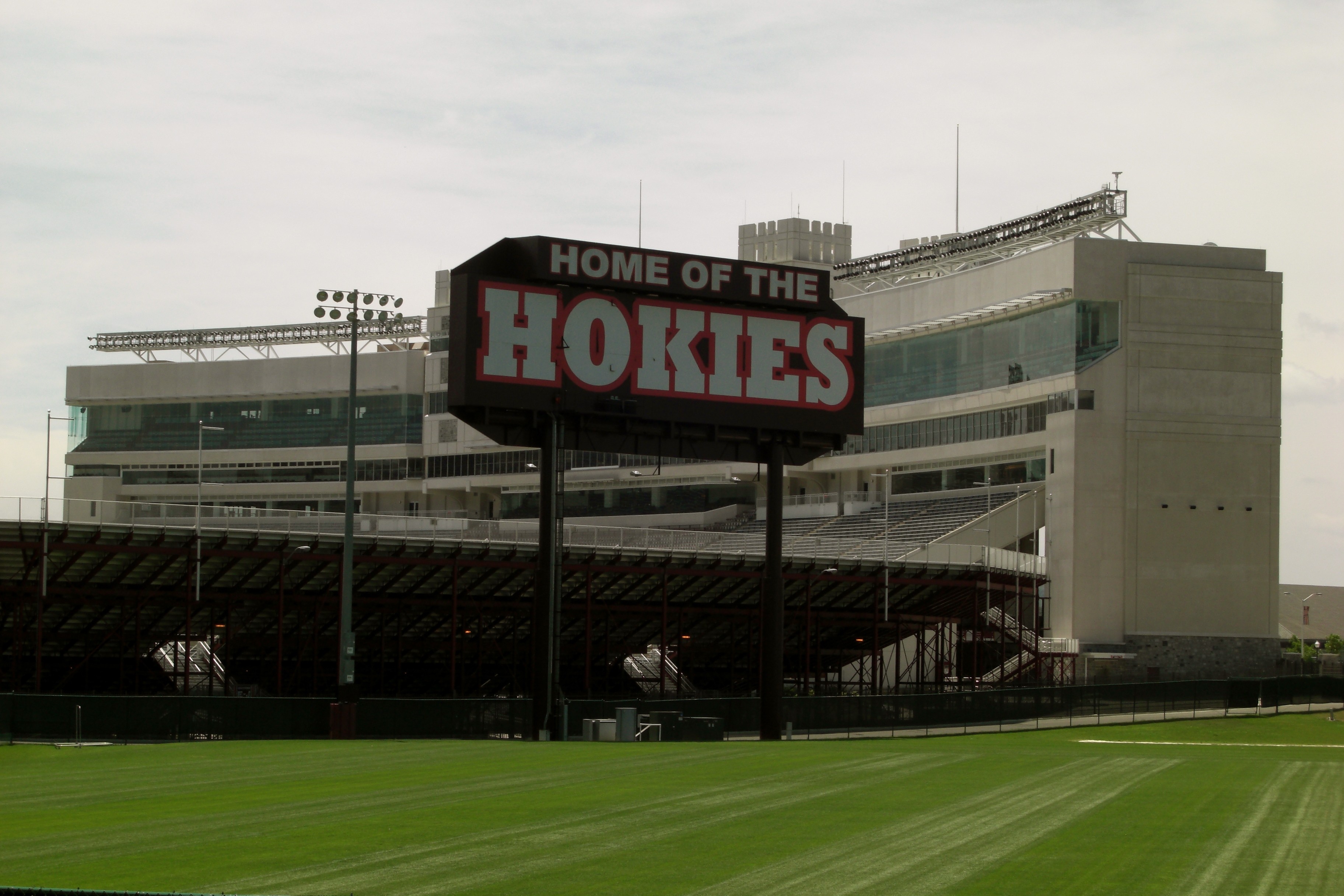 virginia-tech-coaching-staff-proposes-worst-idea-ever-fining-players