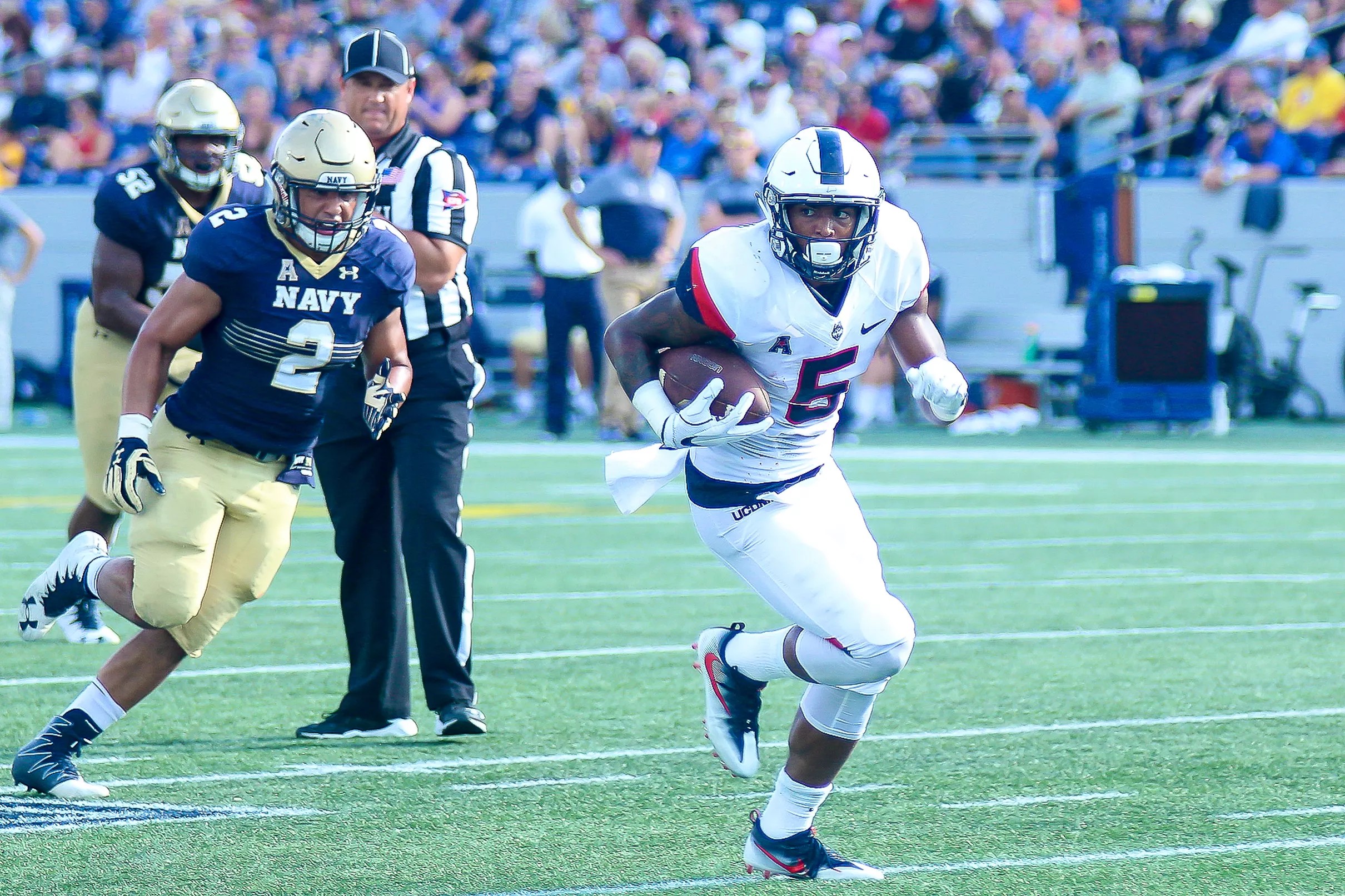 Former UConn WR Noel Thomas Signs with the Ottawa Redblacks