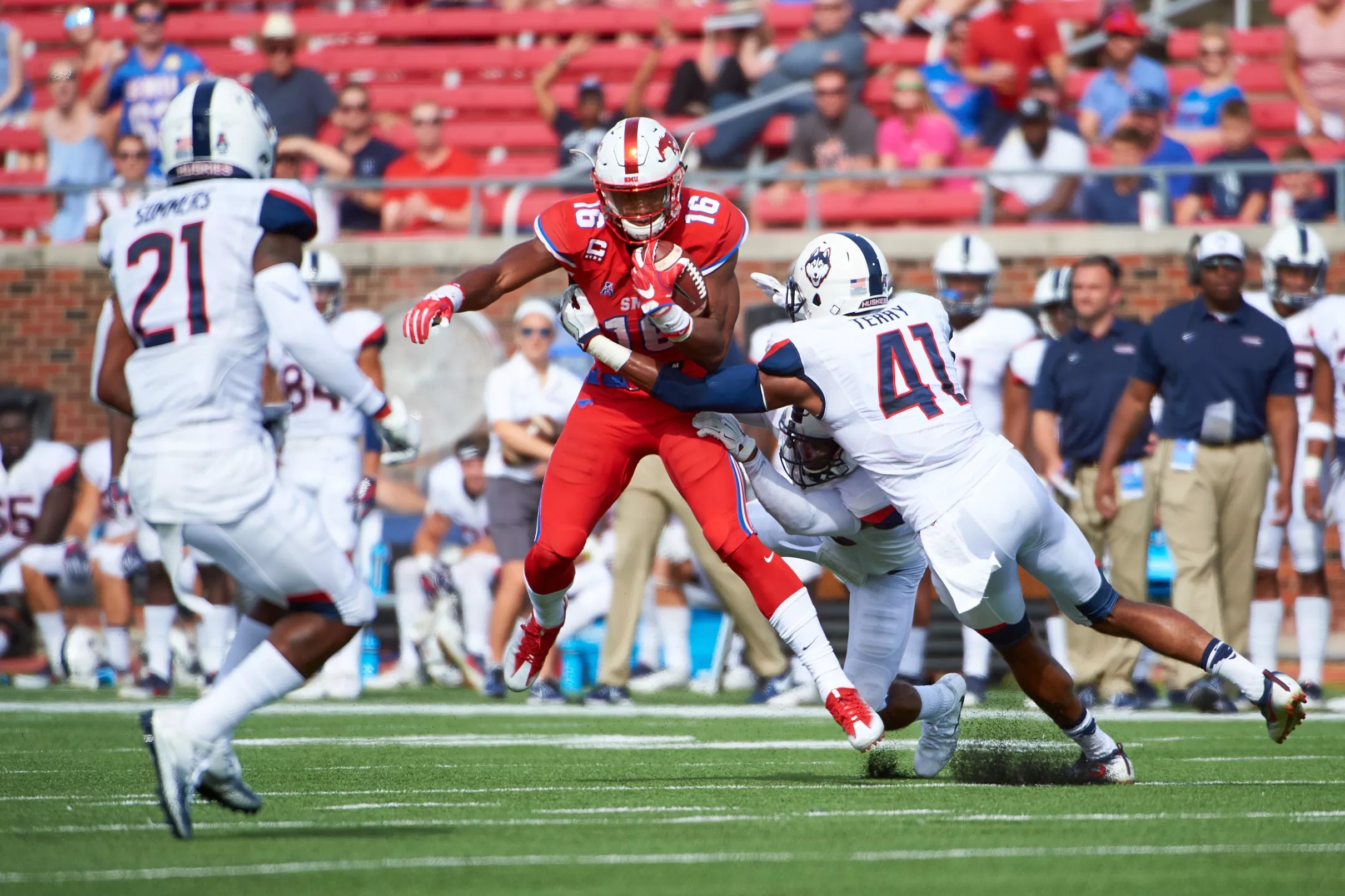 Score Huge Savings On Uconn Football Student Tickets! - vfrx9ye