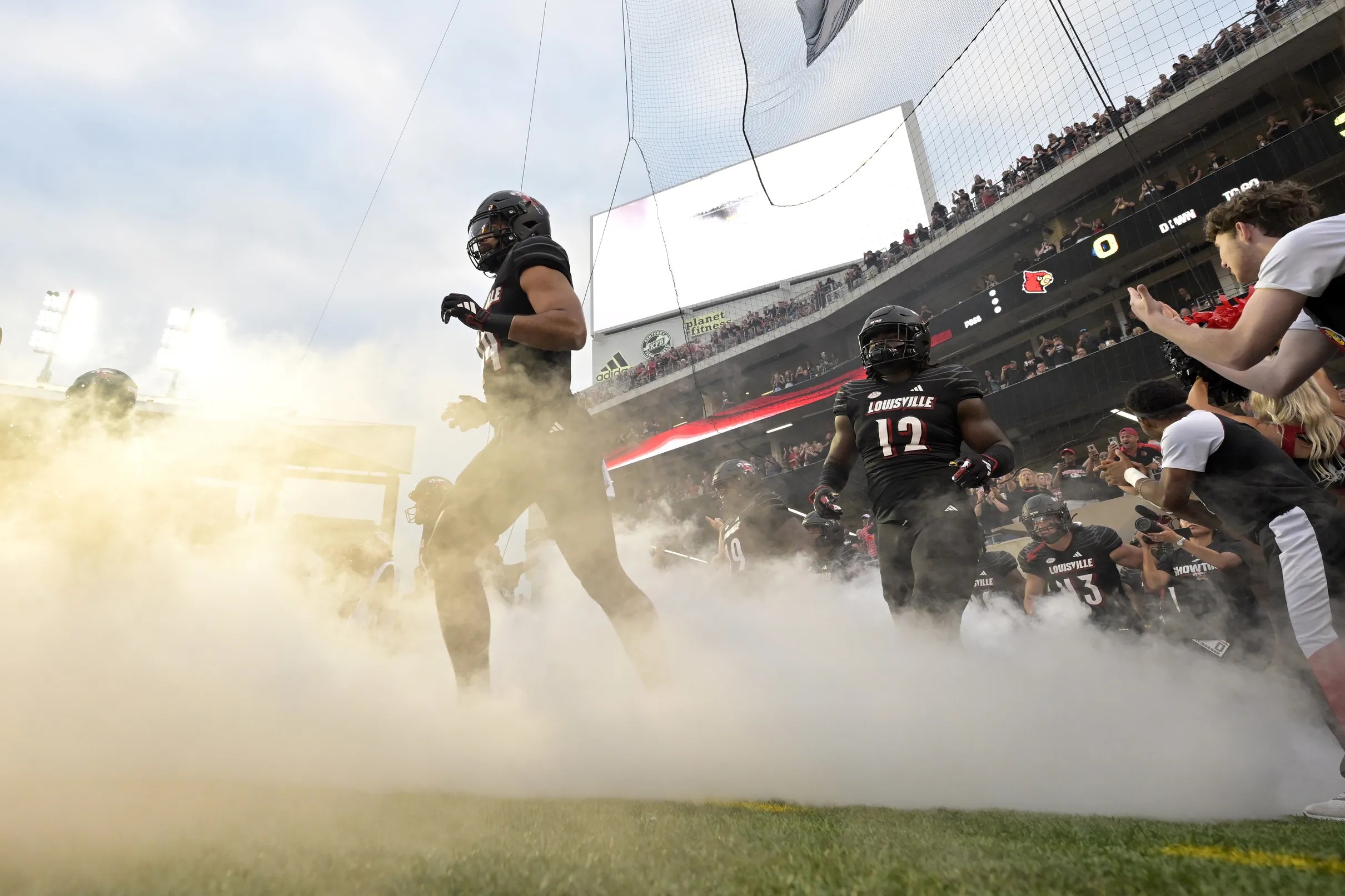 Louisville football uniform report: Wake Forest - Card Chronicle