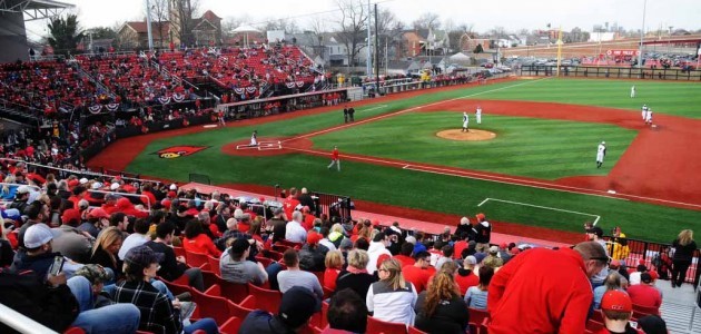 Louisville Cardinals - What a night for University of Louisville Baseball!!!  They get the 14-5 win over #15 Texas A&M in the #ShrinersCollegeClassic.  #GoCards