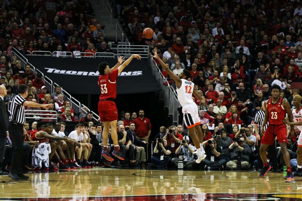 men-s-basketball-loses-another-halftime-lead-falls-to-virginia