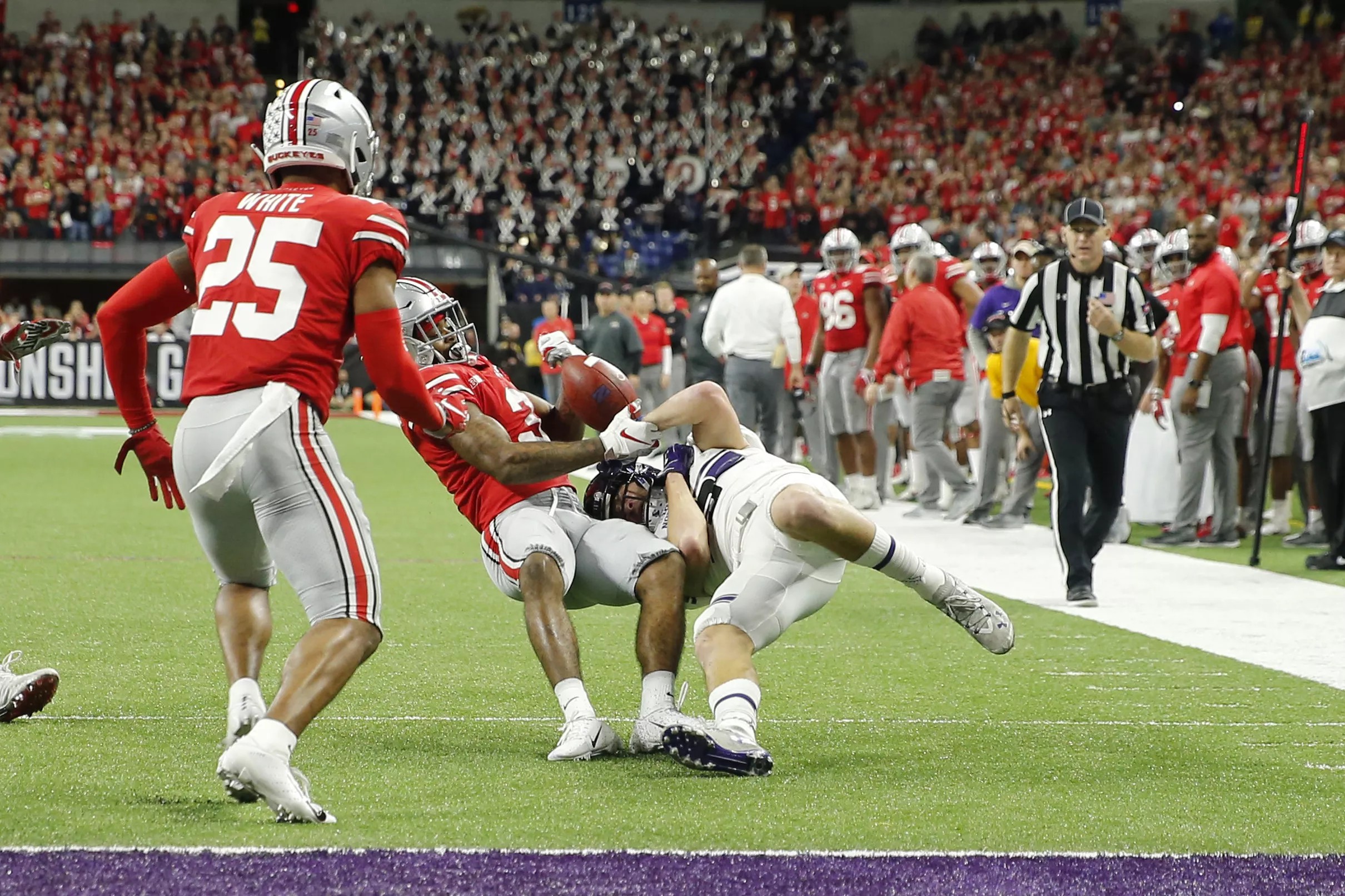 Six of the weirdest things that happened during Northwestern-Ohio State