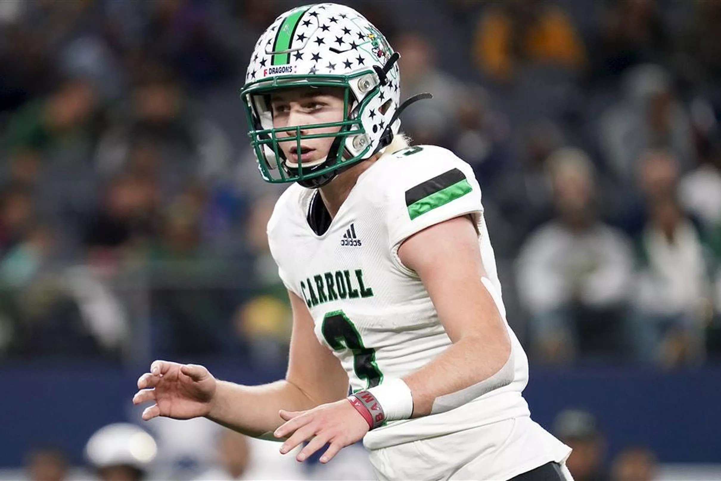 Buckeyes have their highestranked recruit ever, top 2022 DB set to