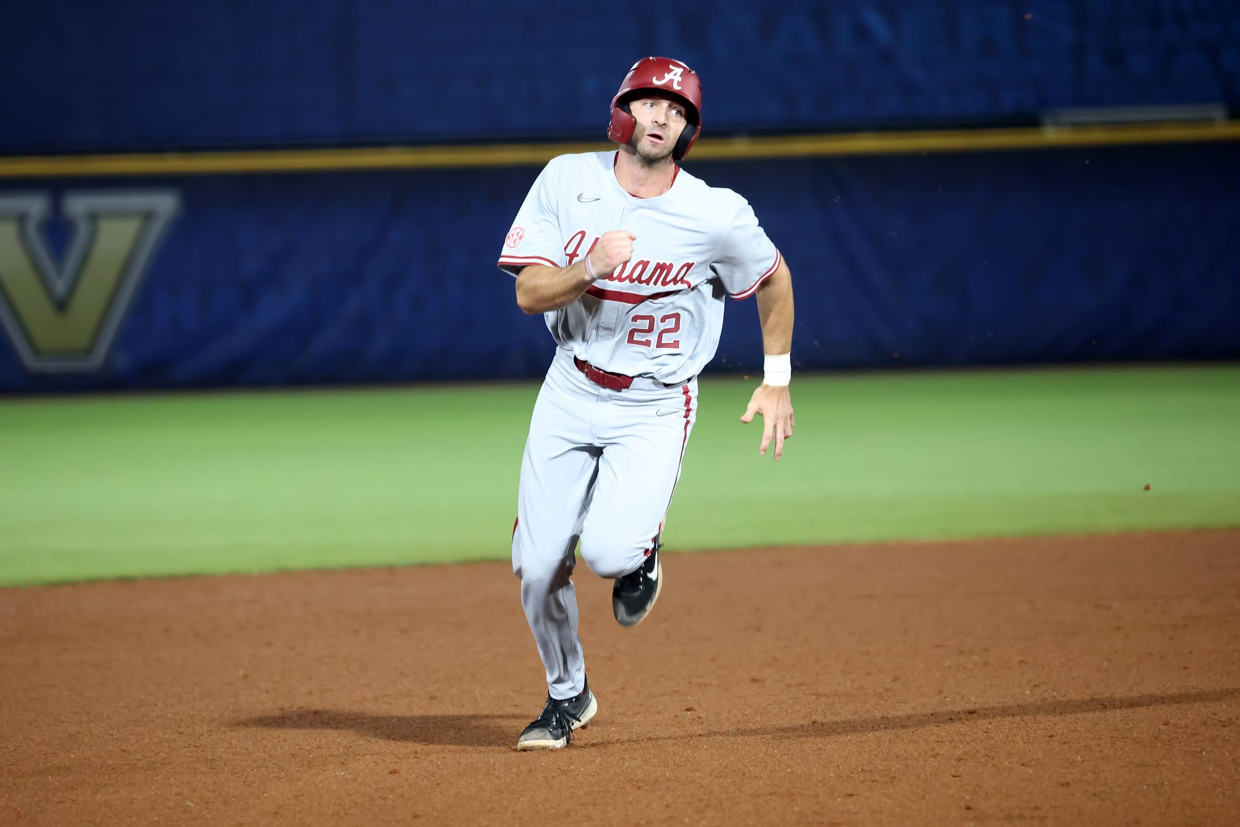 Redbird Baseball Sweeps Doubleheader at Western Kentucky
