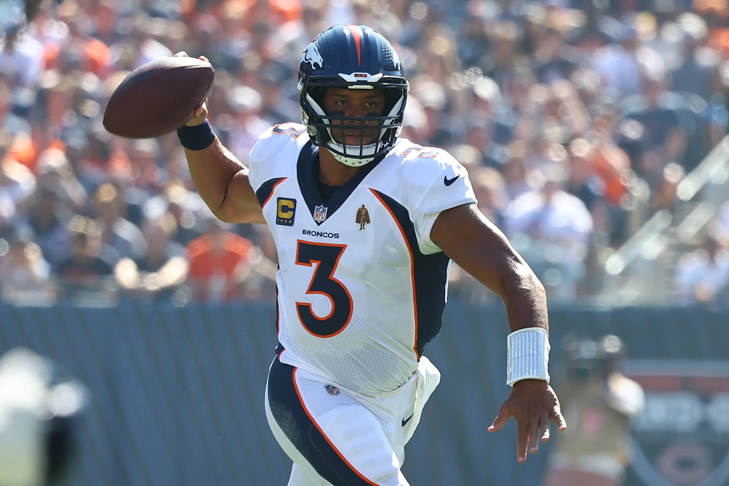 Denver Broncos offense blazes in comeback victory over Chicago