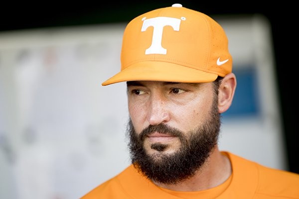 Tennessee's Tony Vitello agrees to 5-year contract