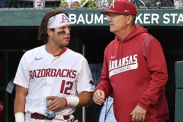 WholeHogSports - Razorbacks to play at Kauffman Stadium in 2022