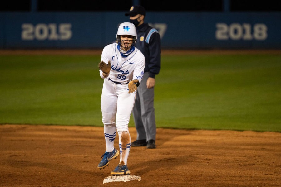 Kayla Kowalik Kentucky hit leader as Wildcats sweep doubleheader