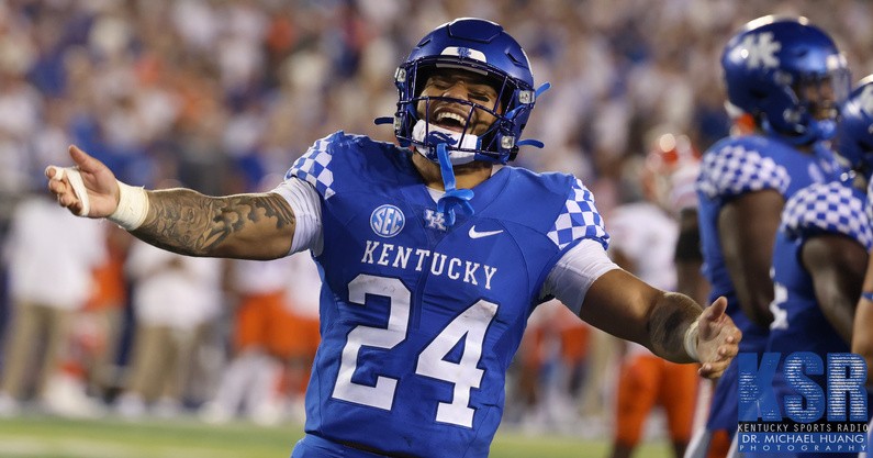 Kentucky is going with color rush uniforms against Tennessee