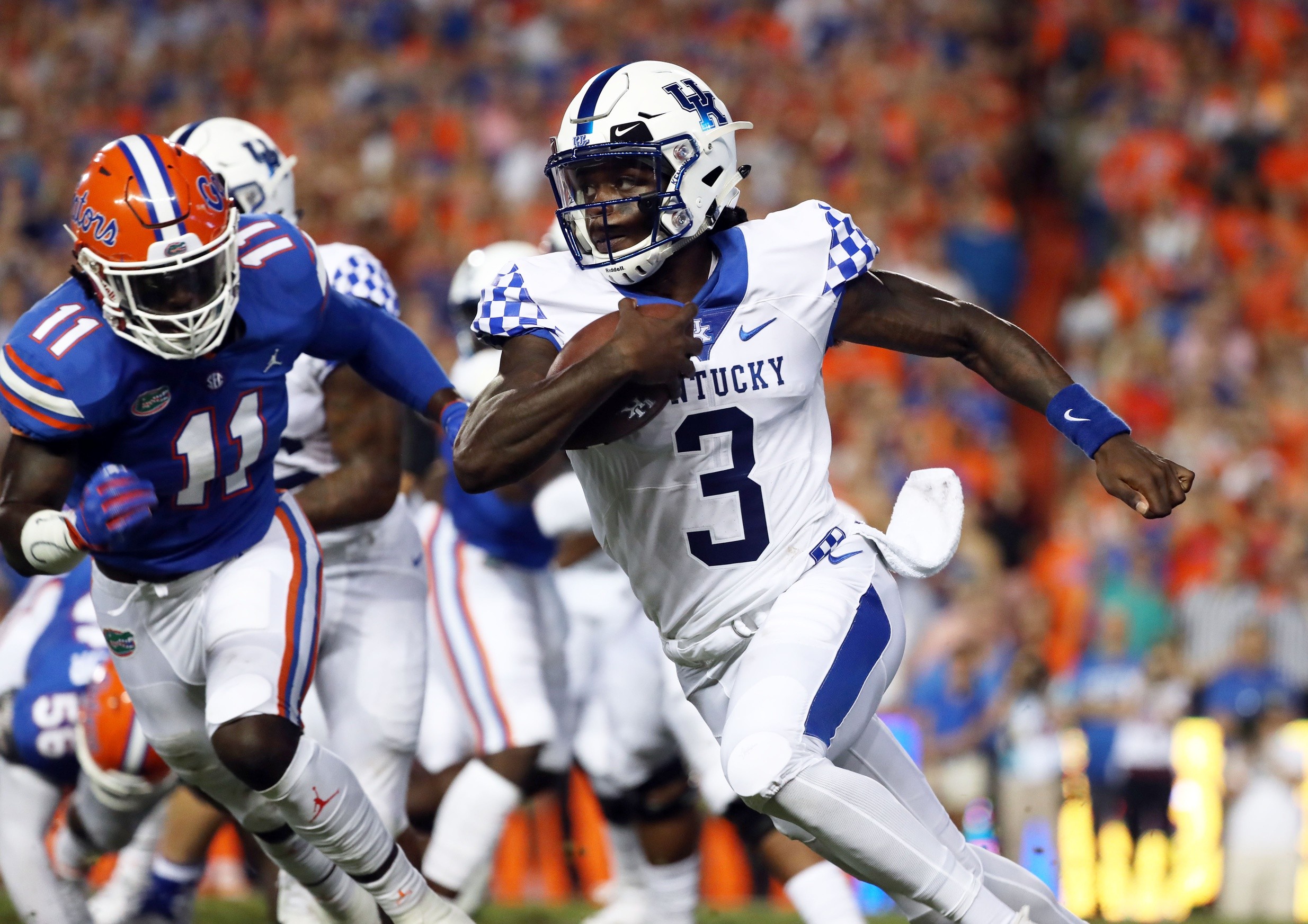 Kentucky will White Out Cardinal Stadium