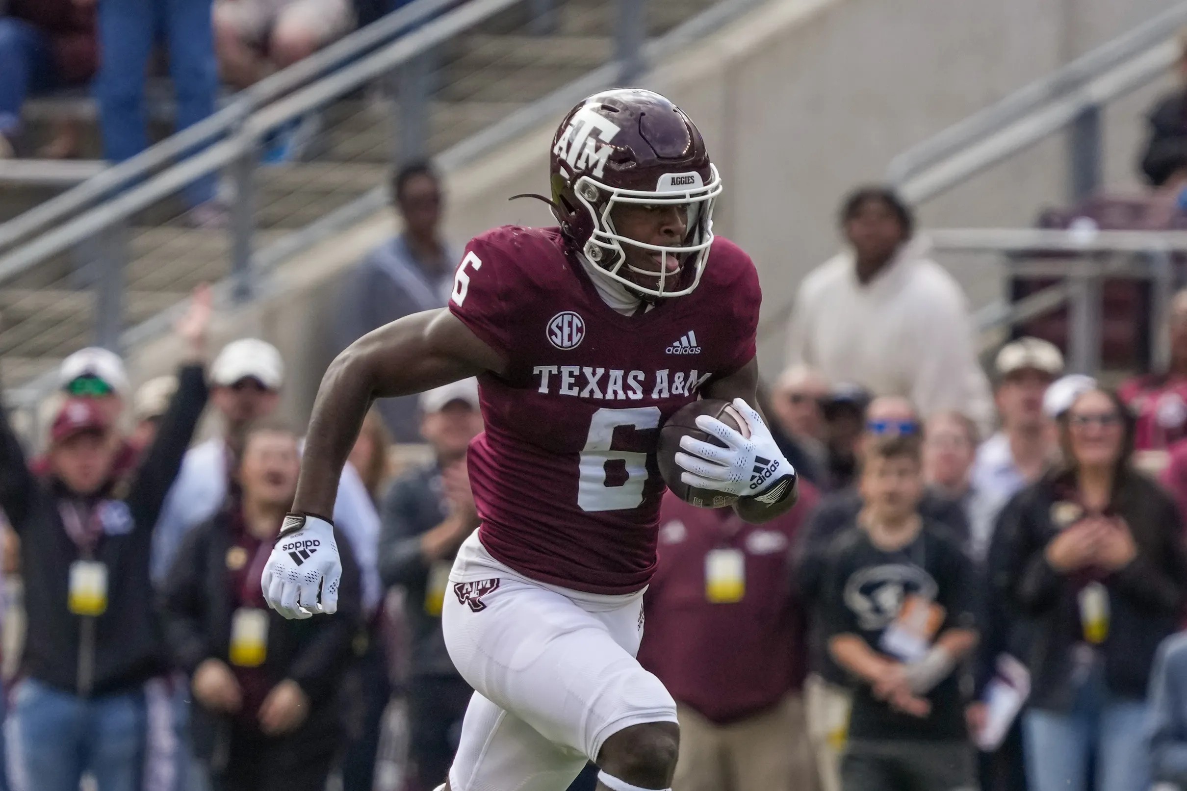 Texas A M Rb Devon Achane Declares For Nfl Draft