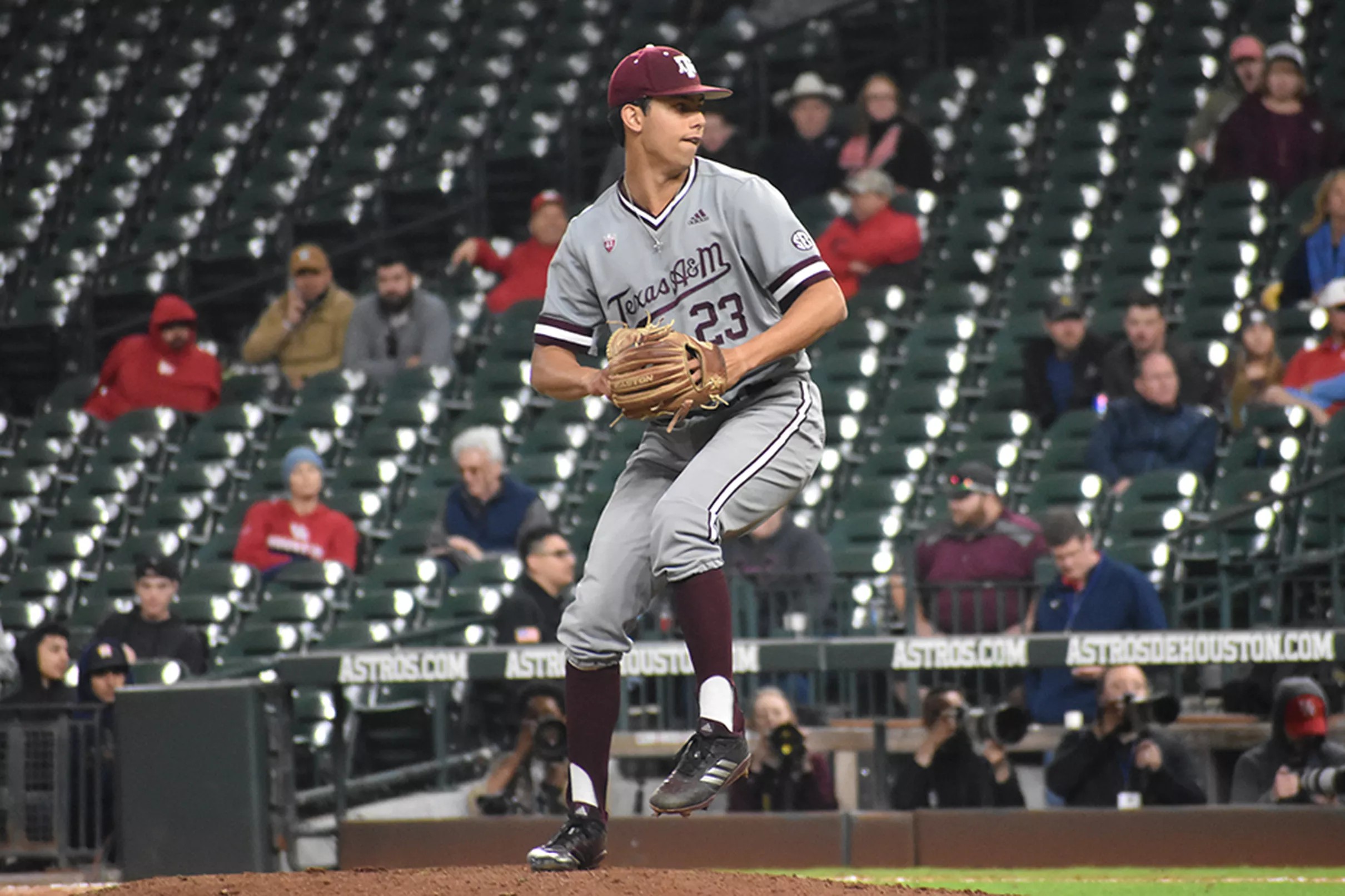 Aggie Baseball Takes Down Top Ranked Commodores