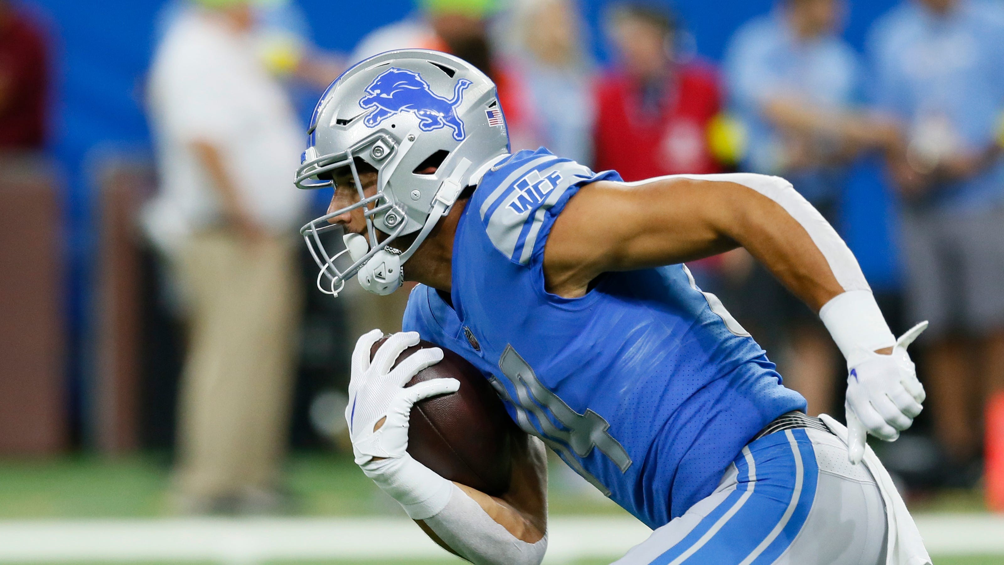 Detroit Lions waive TE Shane Zylstra with injured designation after big  practice hit