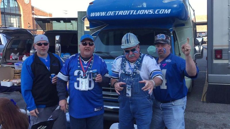 tailgate lions game