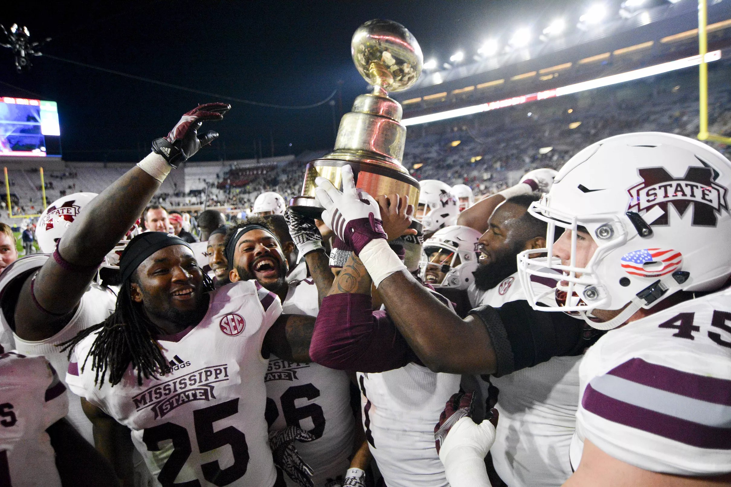 The Egg Bowl Mississippi State Vs Ole Miss All Time Series