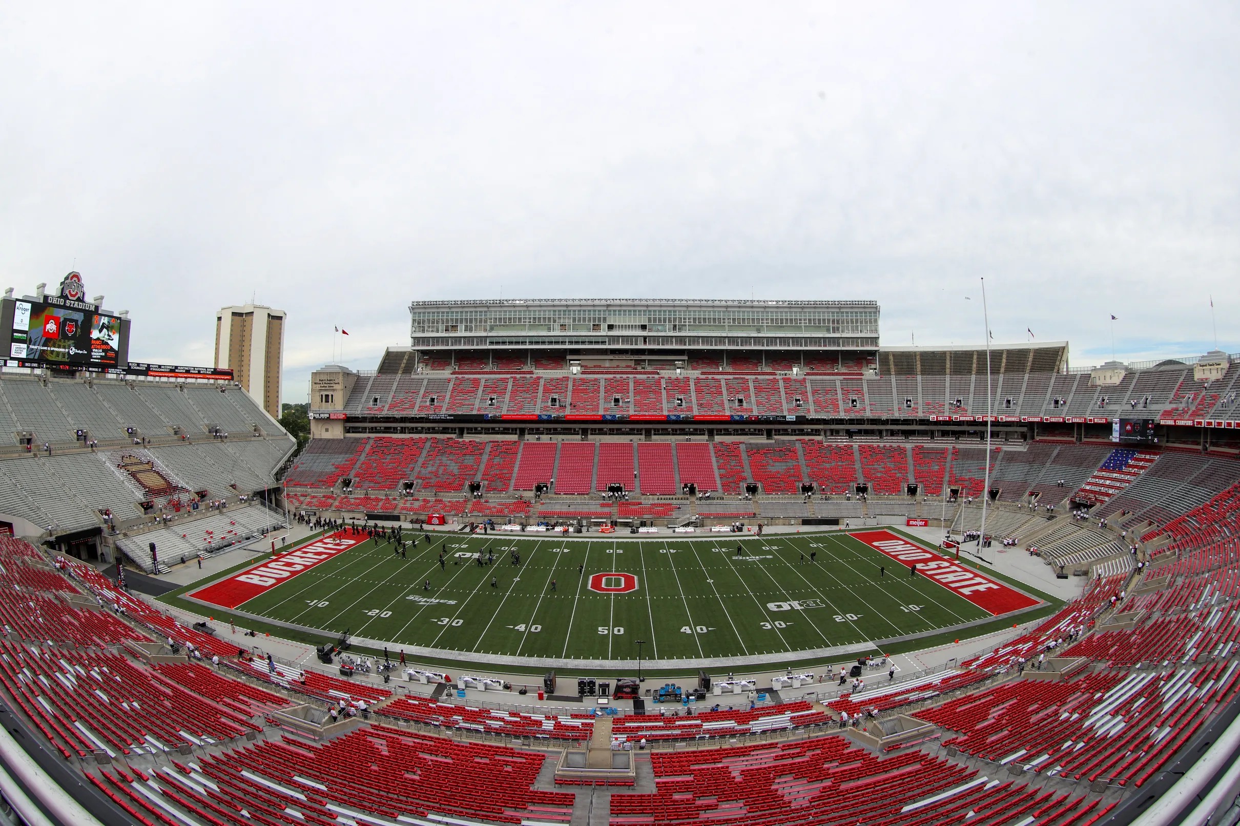 Game Thread: Illinois-Chicago Flames at Vanderbilt Commodores