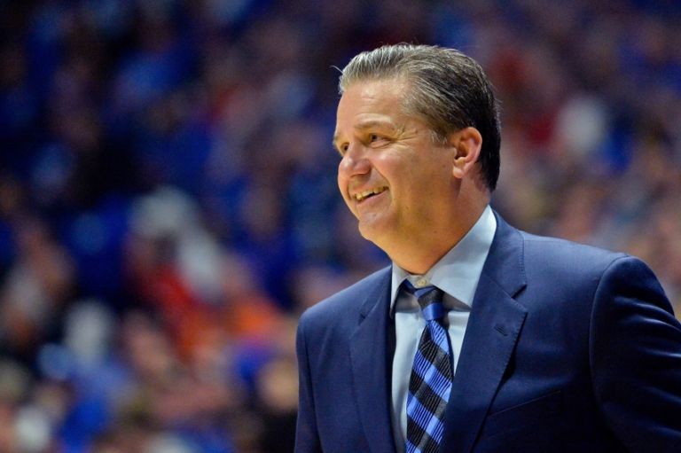 Kentucky Basketball Lonnie Walker Considering Wildcats