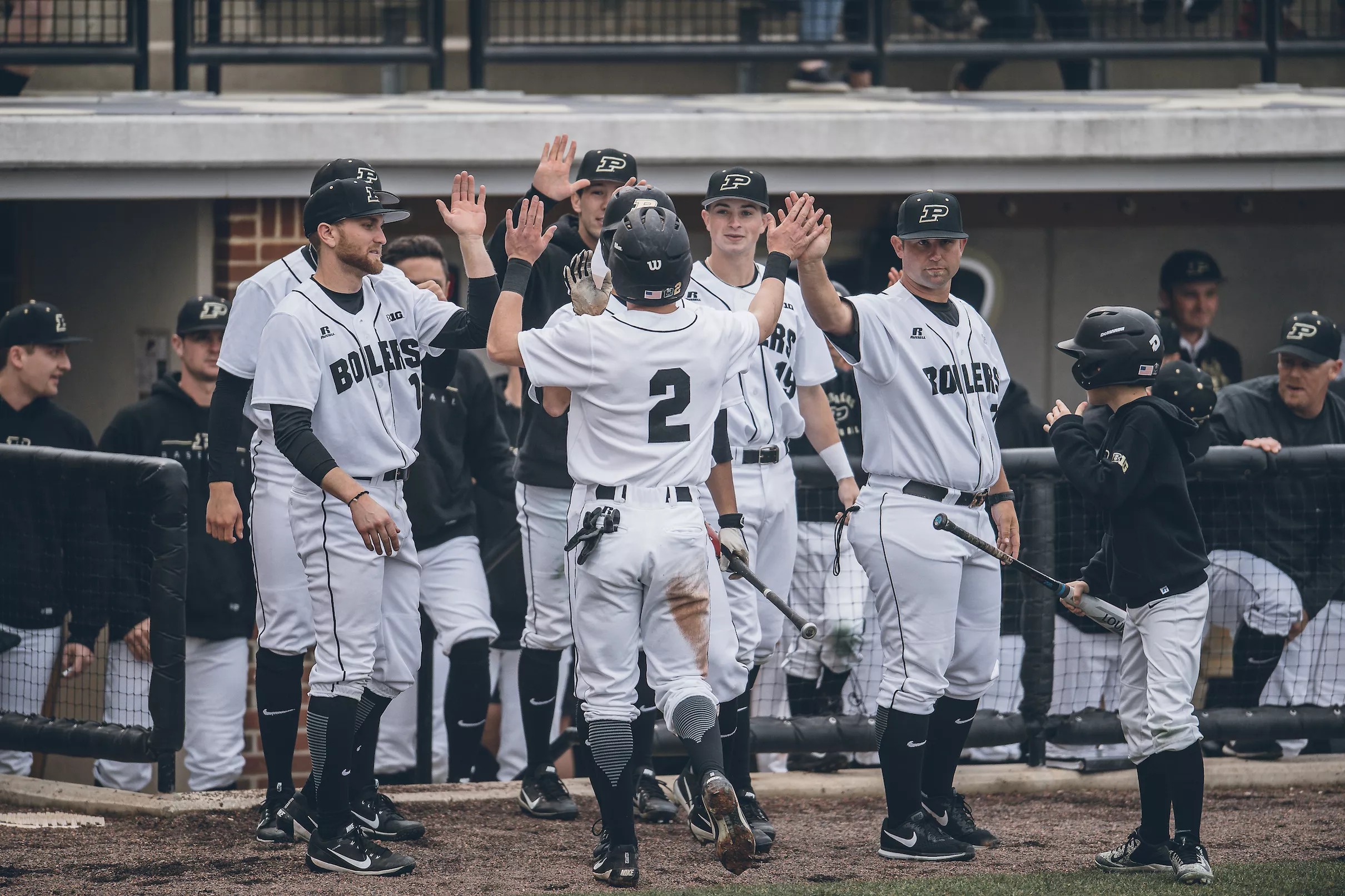 Purdue Big Ten Title:  A Historic Win For The Boilermakers - e4h9zs3