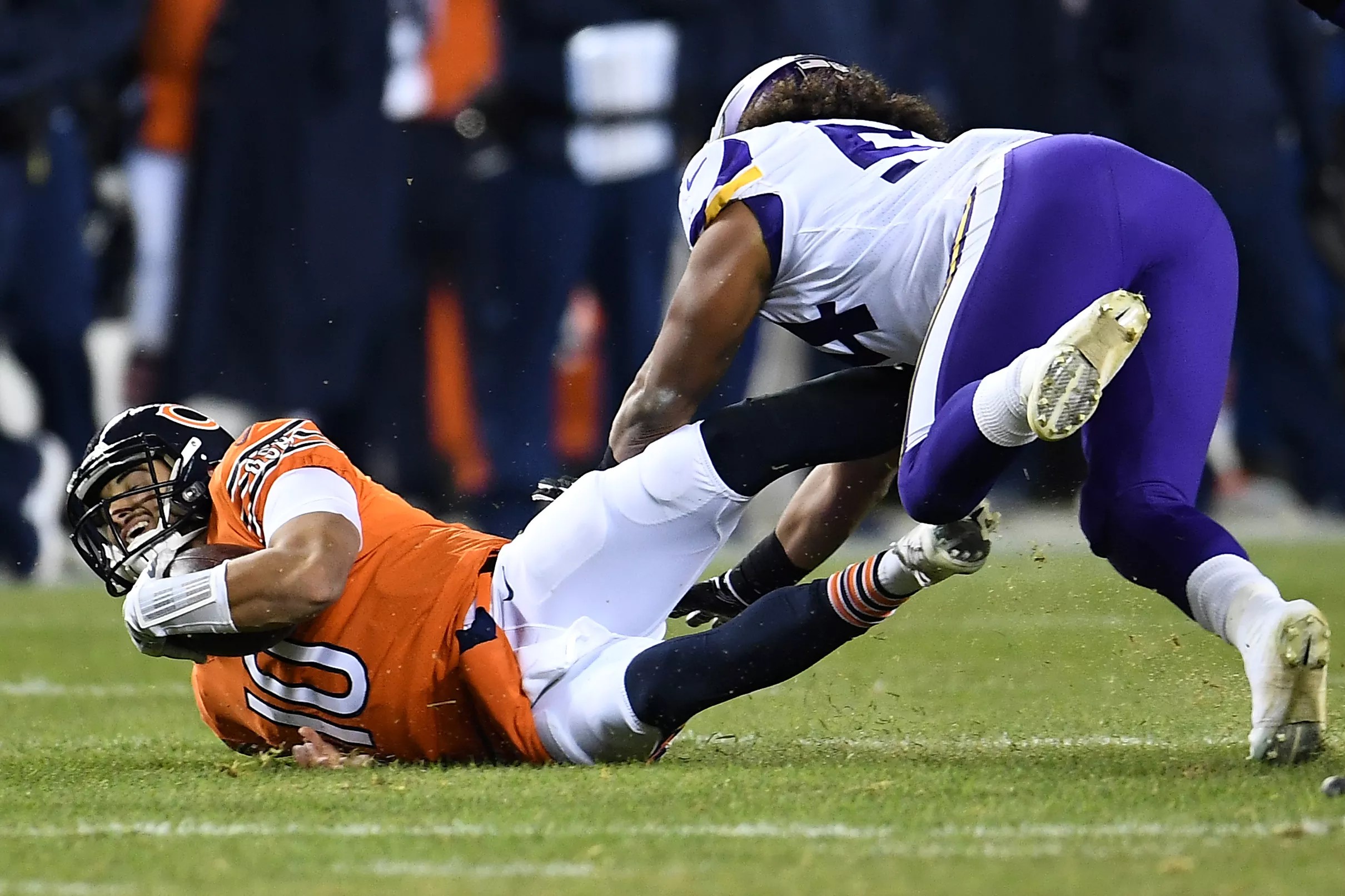 Chicago Bears quarterback Mitchell Trubisky dealing with a shoulder injury