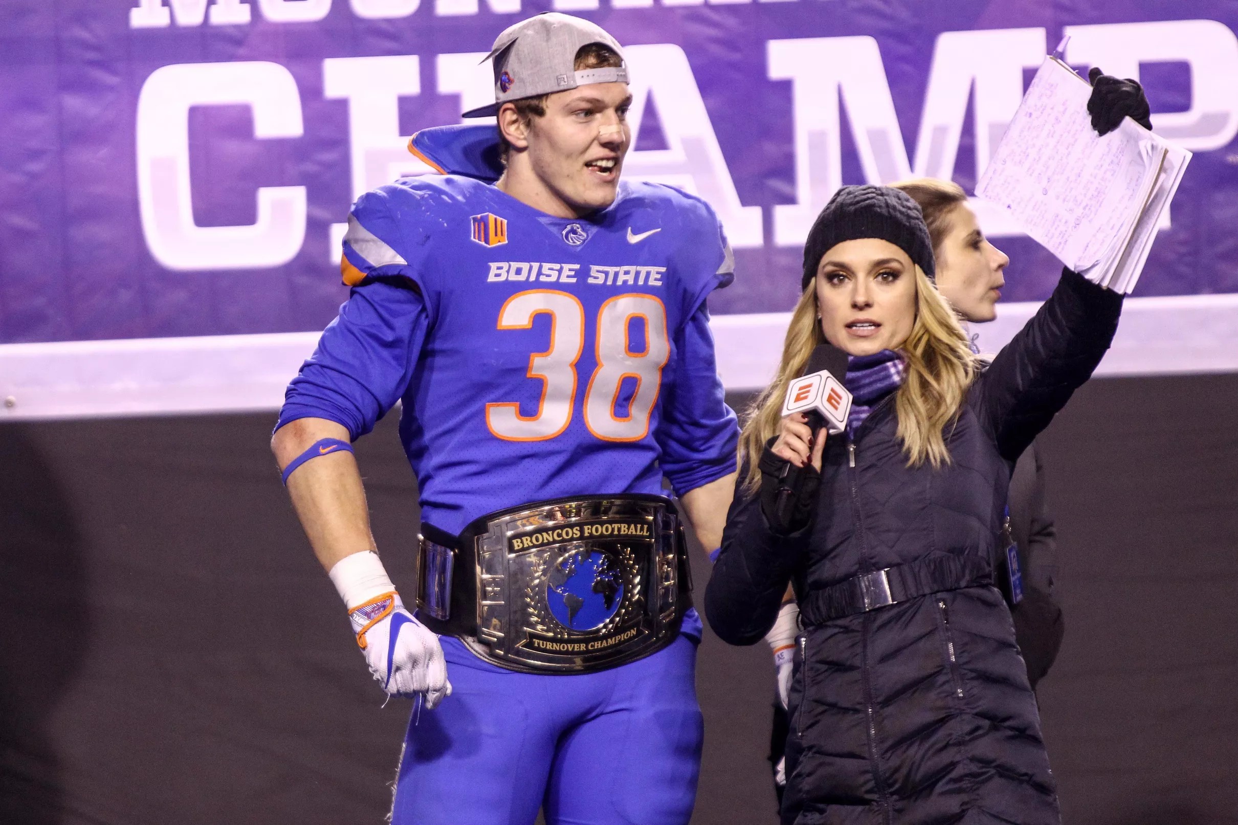 BSU LB Leighton Vander Esch scheduled to visit Detroit Lions next week
