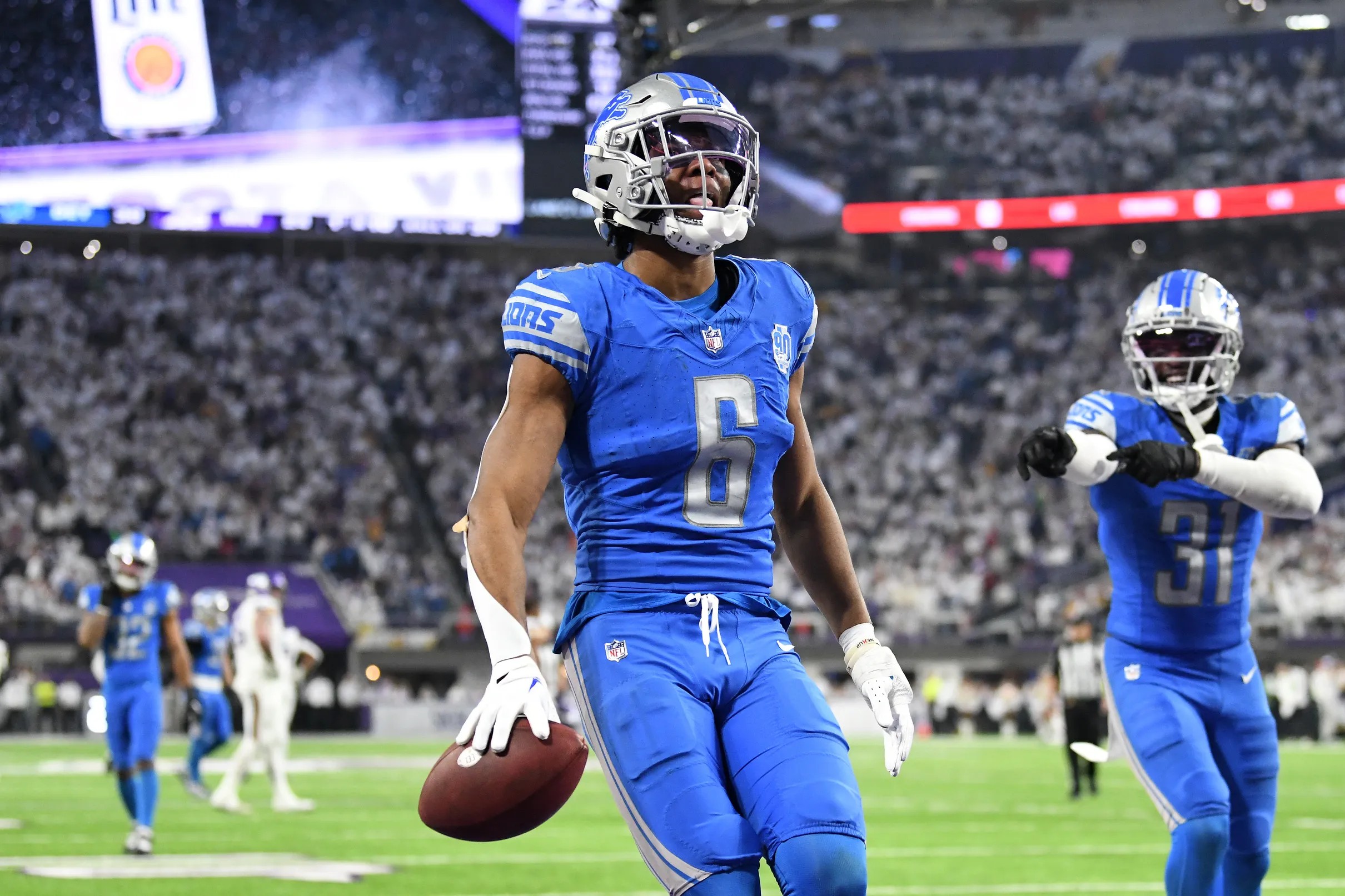 Lions safety Ifeatu Melifonwu named NFC Defensive Player of the Week