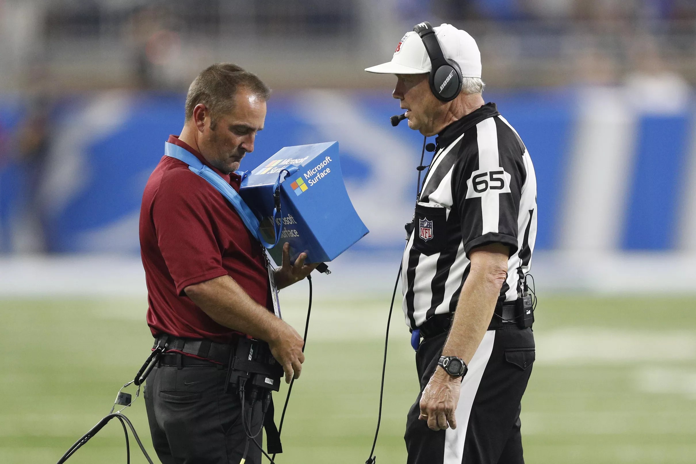 nfl-side-judge-suspended-for-clock-error-in-steelers-chargers-monday