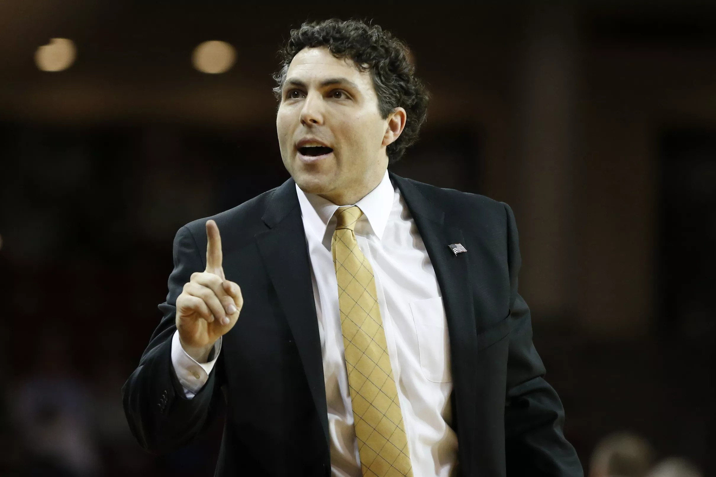 georgia tech head basketball coach