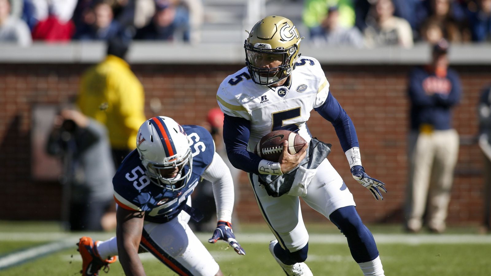 Tech Recruiting Local QB Tobias Oliver is Commitment 15