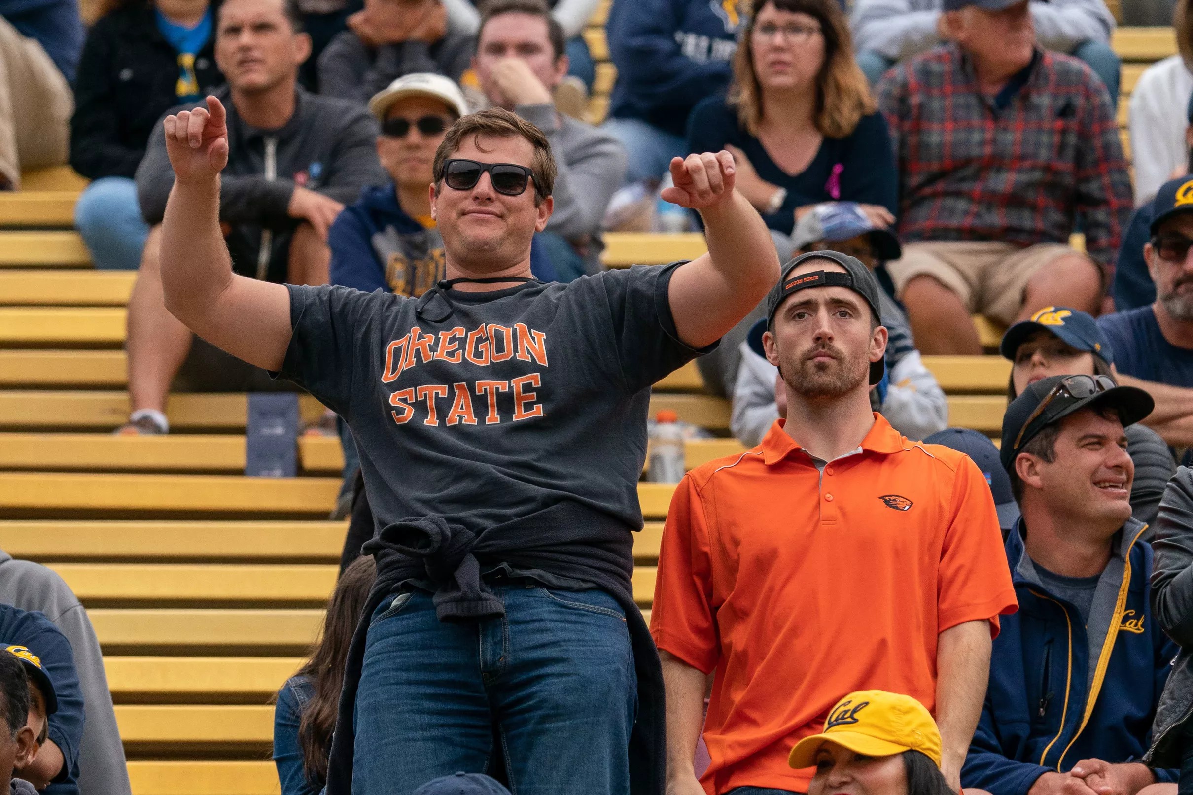 how-to-watch-listen-to-oregon-state-beavers-vs-arizona-wildcats