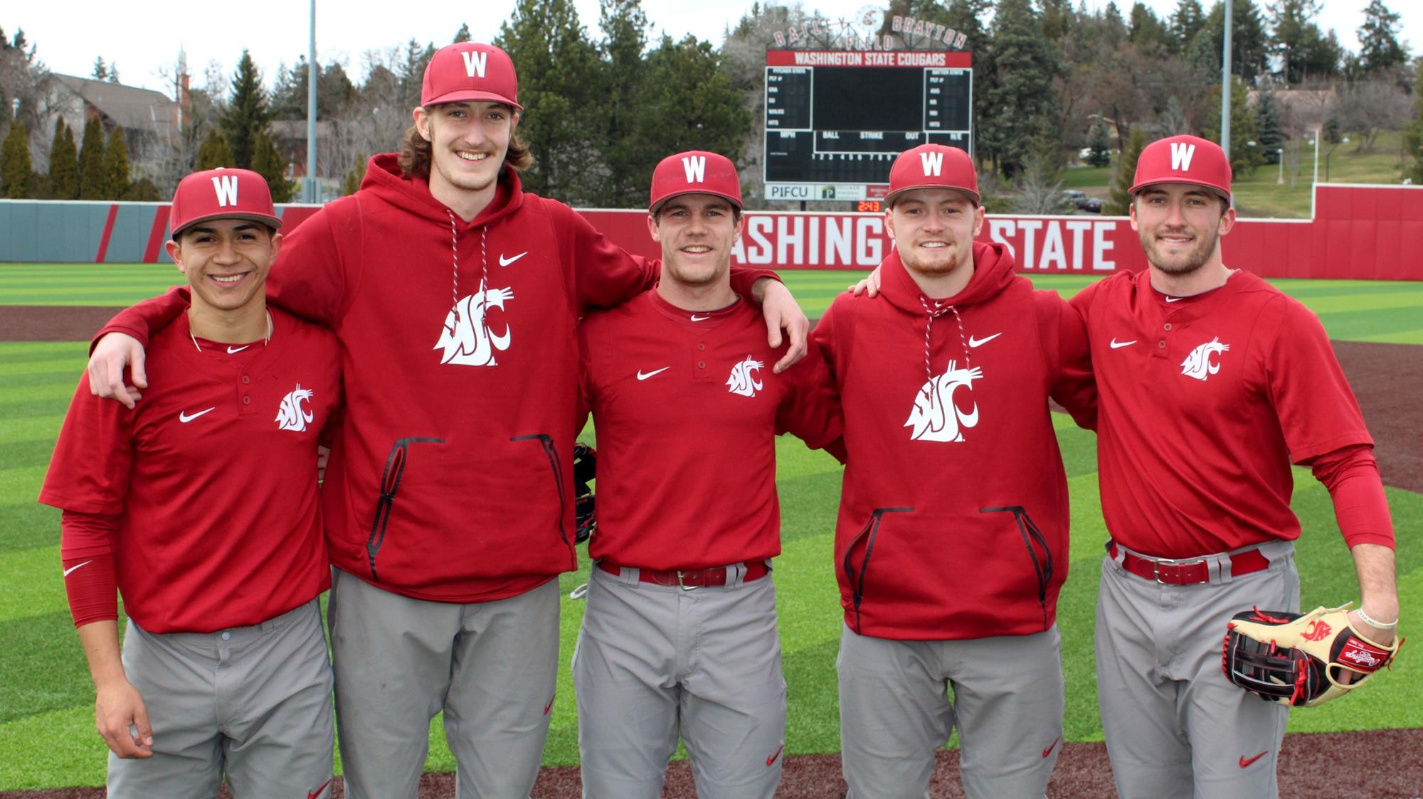 cougar-baseball-selects-captains-for-2018