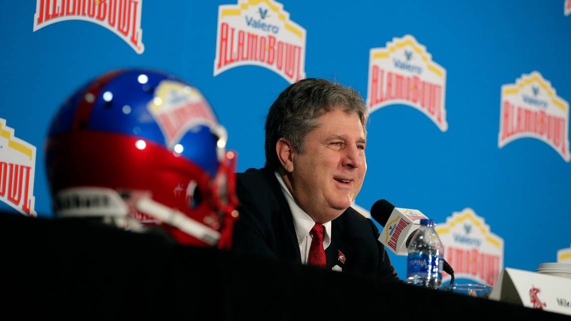 Mike Leach Cougars football coach, lover of pirates and now professor