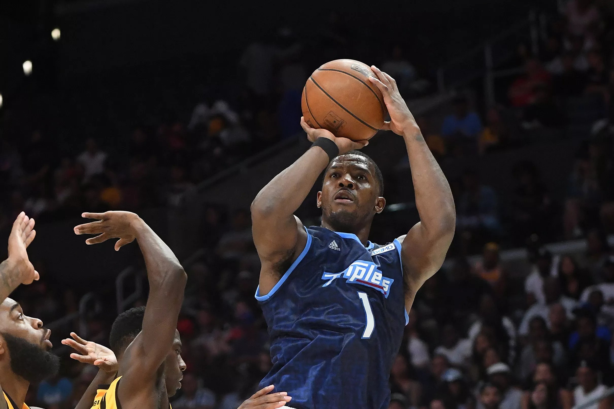 Joe Johnson Player Preview Continuing an enduring tradition of signing