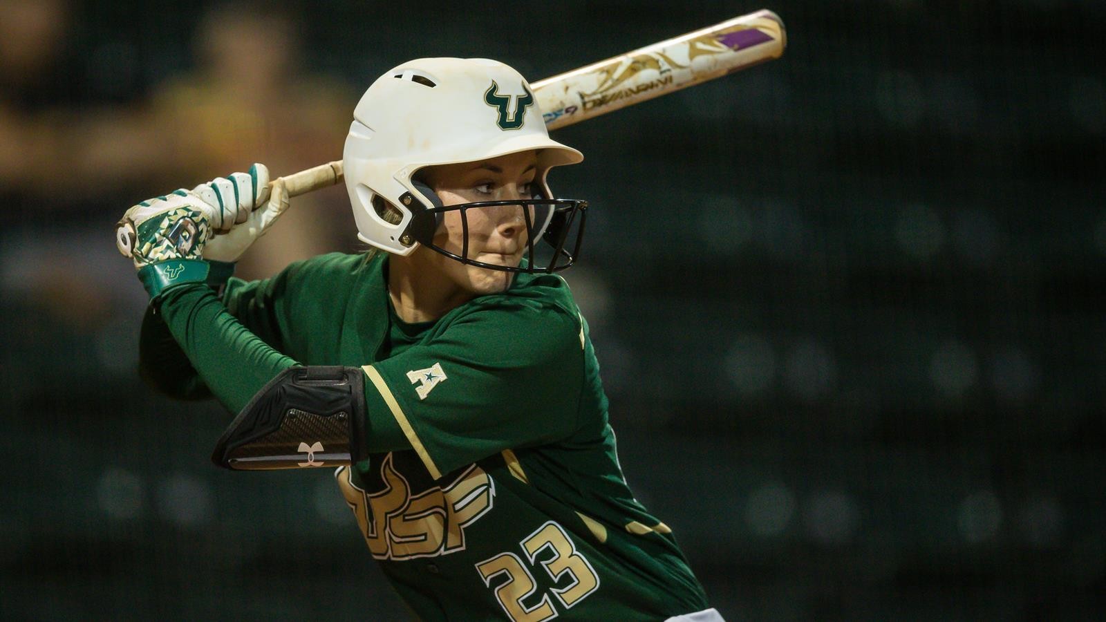 USF Softball Sweeps Day 1 of Under Armour Invitational