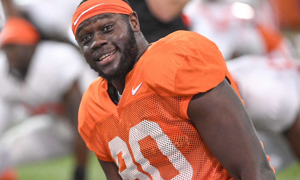 Richard, Williams still battling it out at tight end
