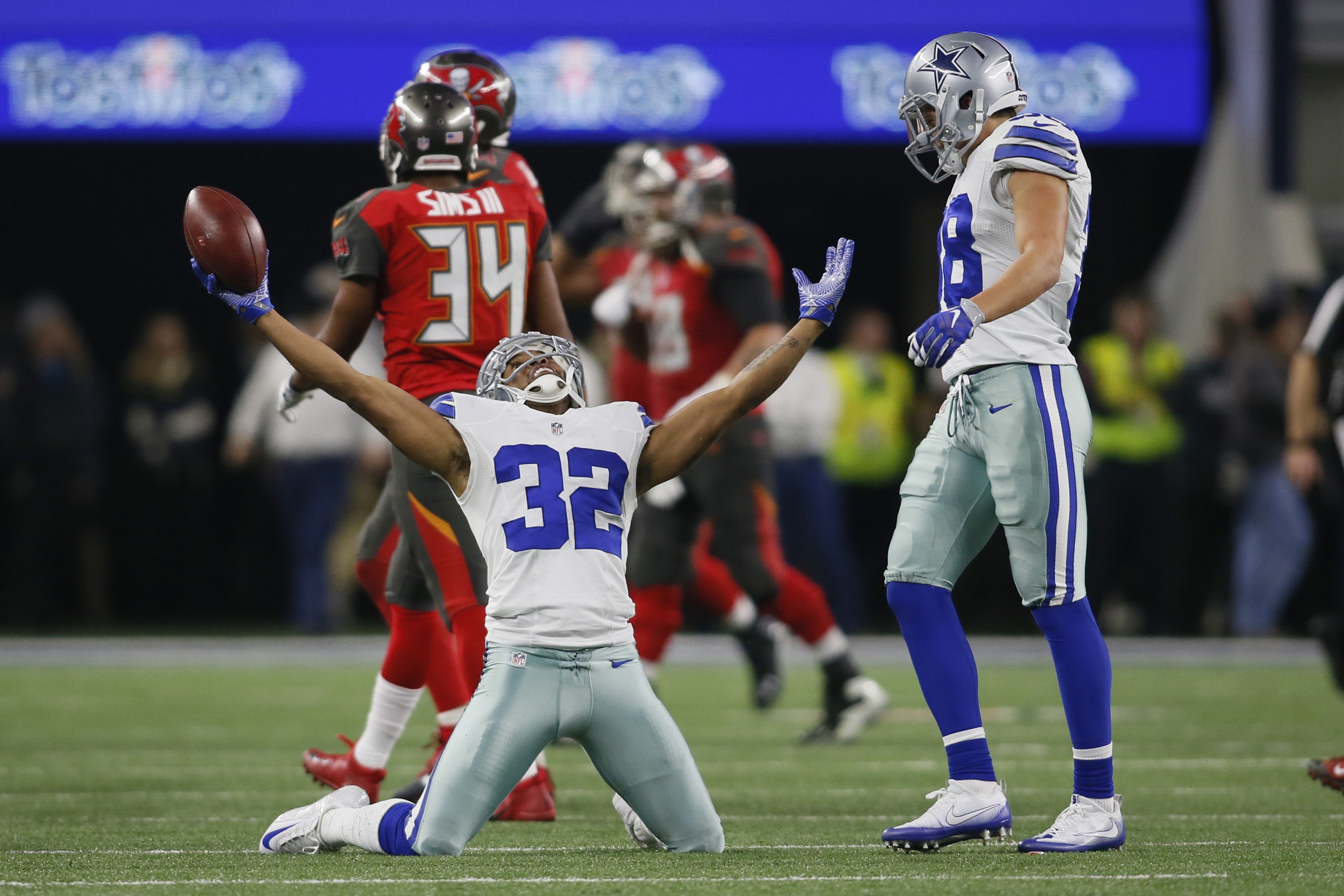 Who will start in the Dallas Cowboys defensive secondary?