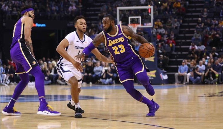 lebron james 15 shoes lakers