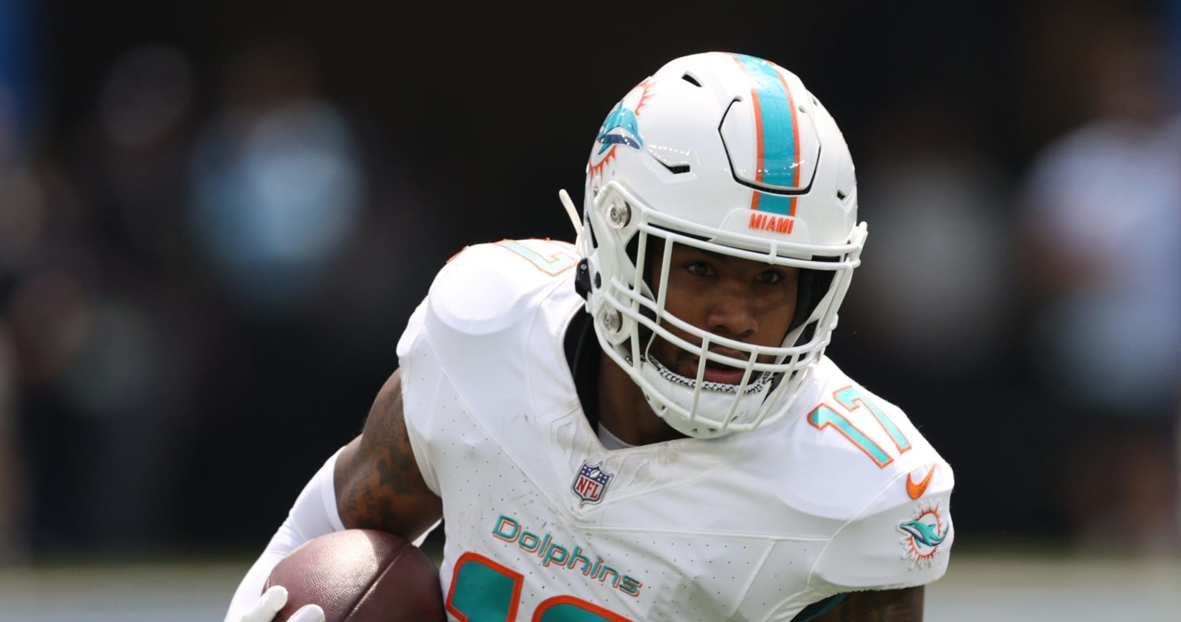 Former Alabama WR clears concussion protocol for Dolphins