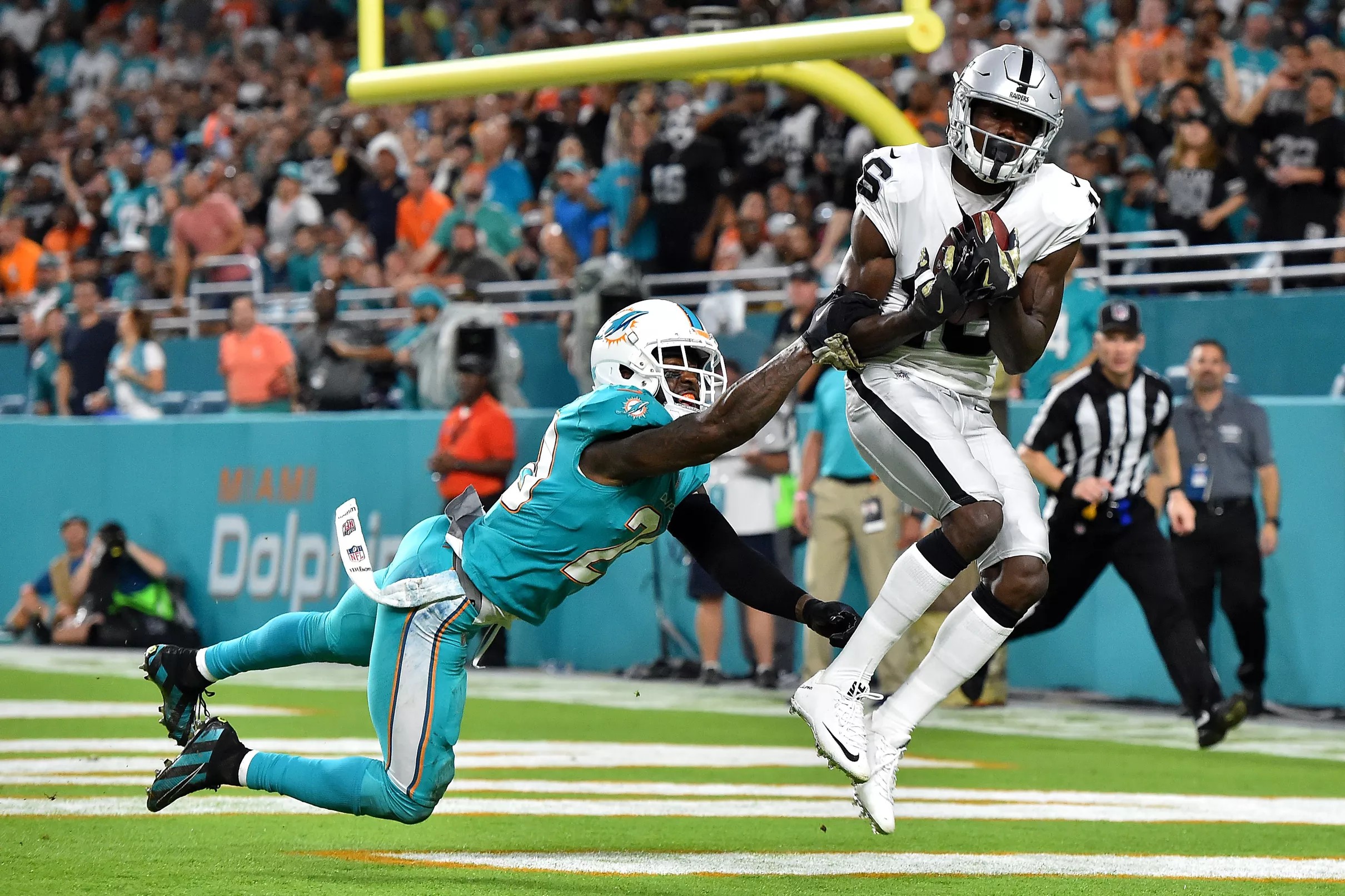 Raiders at Dolphins final score and immediate reactions in Week 9